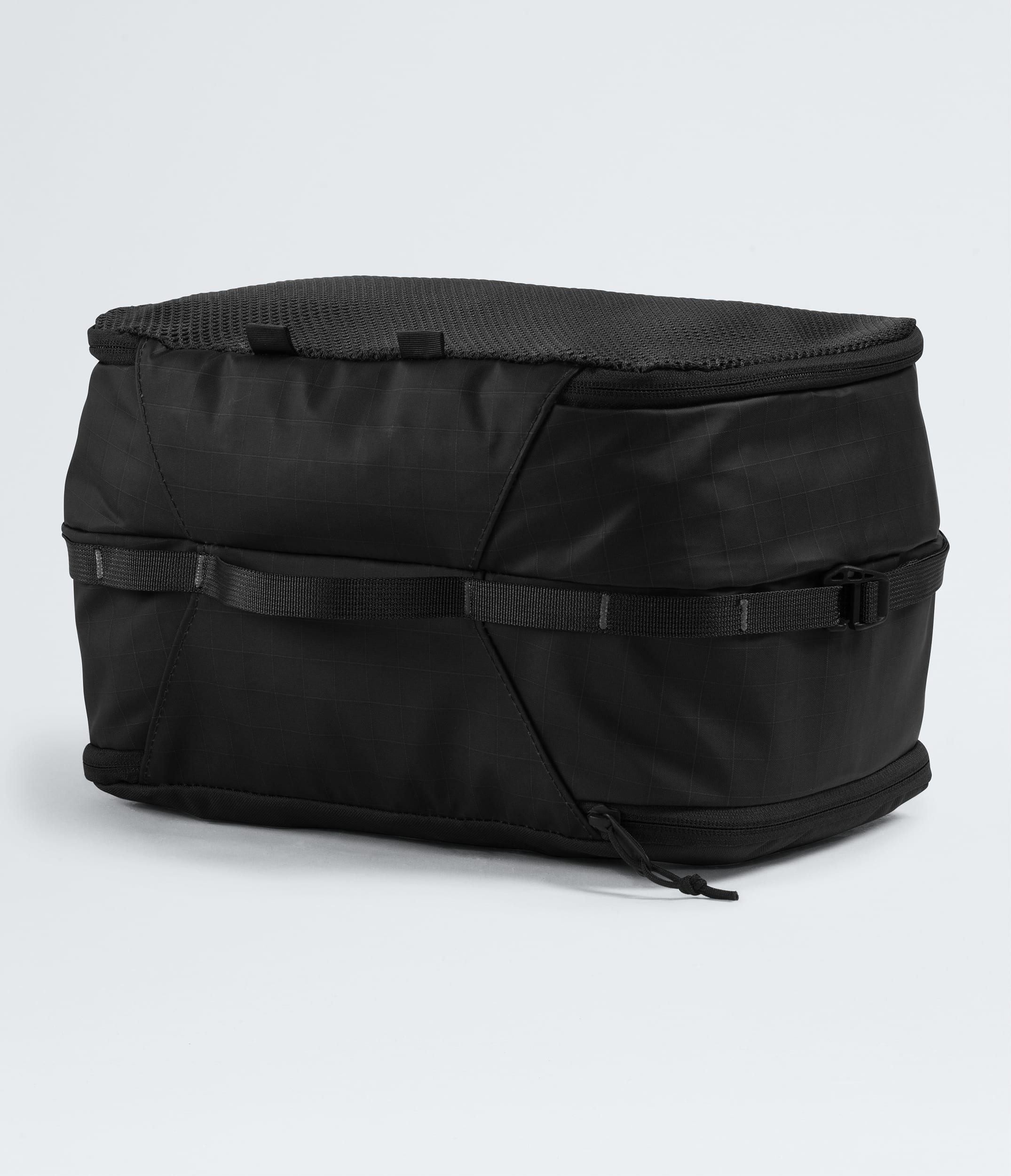 Base Camp Voyager Cube TNF BACK