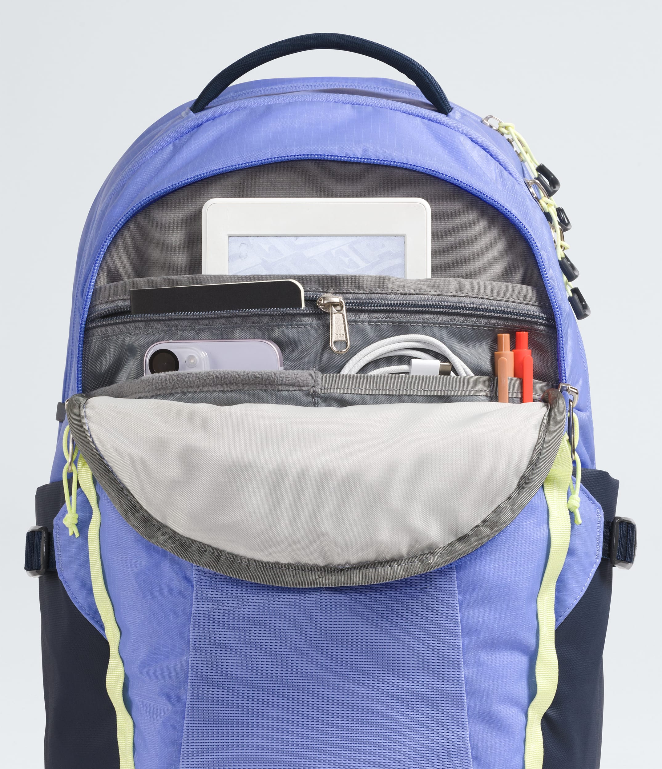 Womens Recon Backpack TNF DETAIL1