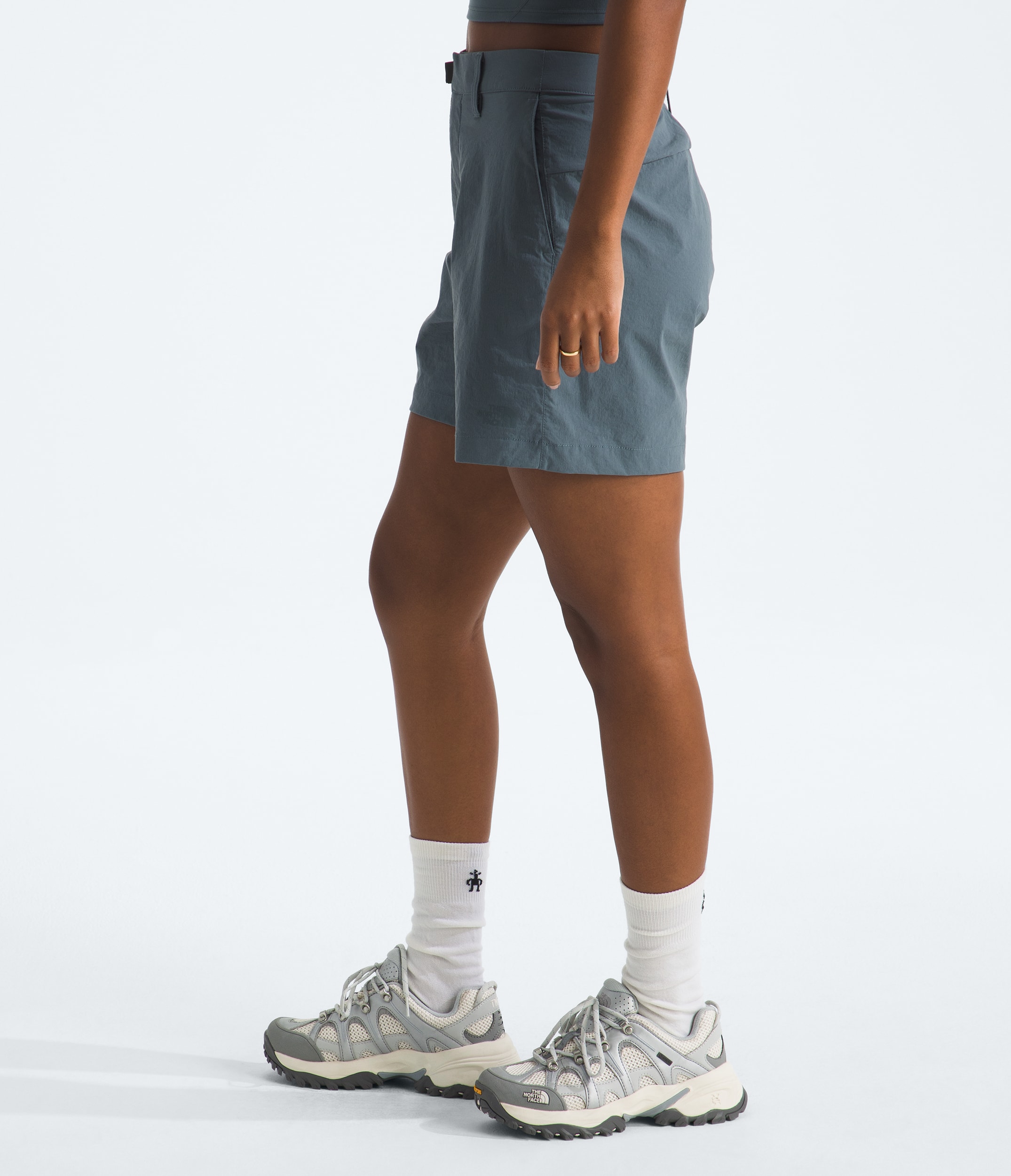 Womens Basin 5 Shorts TNF MODEL34