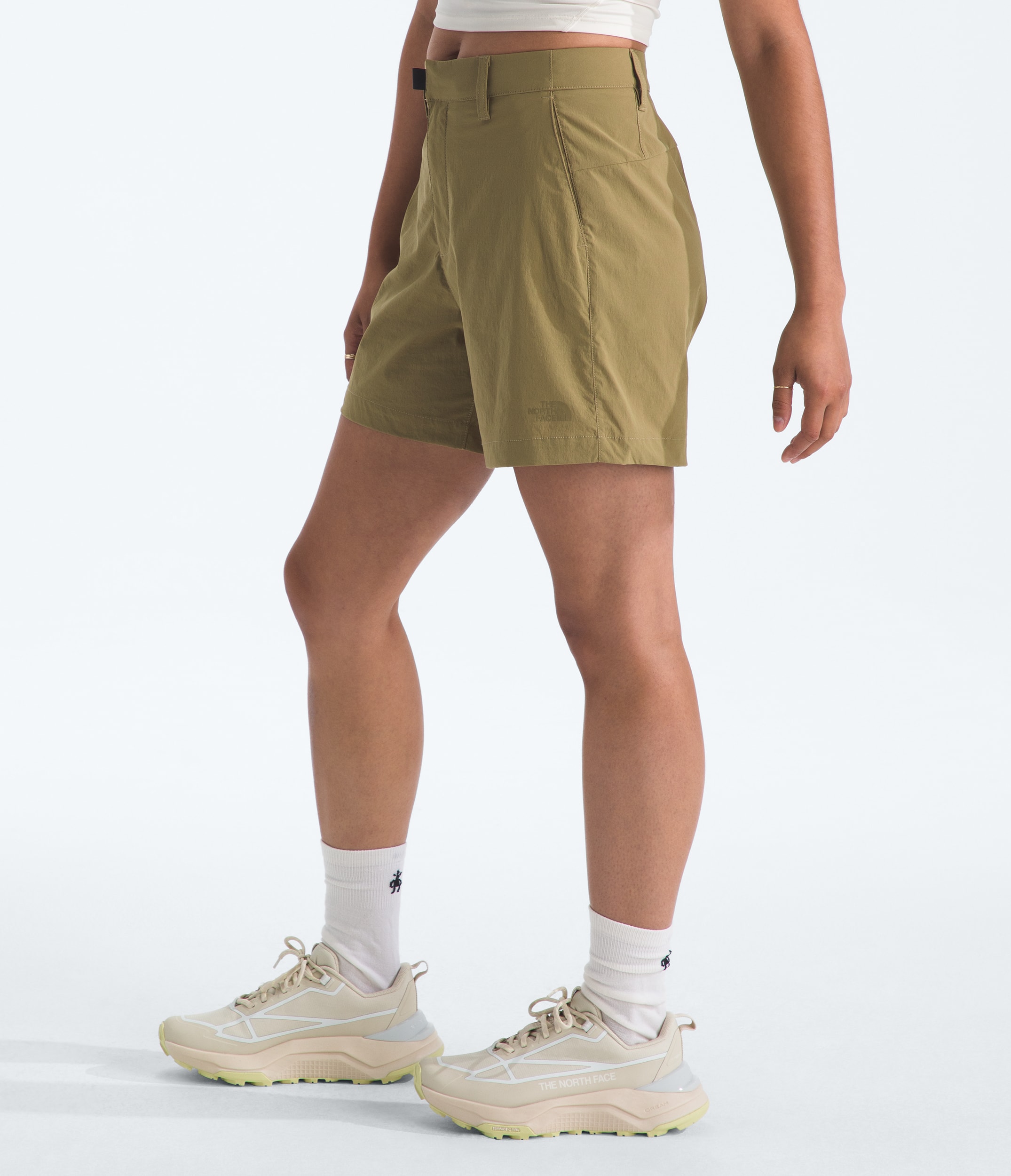 Womens Basin 5 Shorts TNF MODEL34