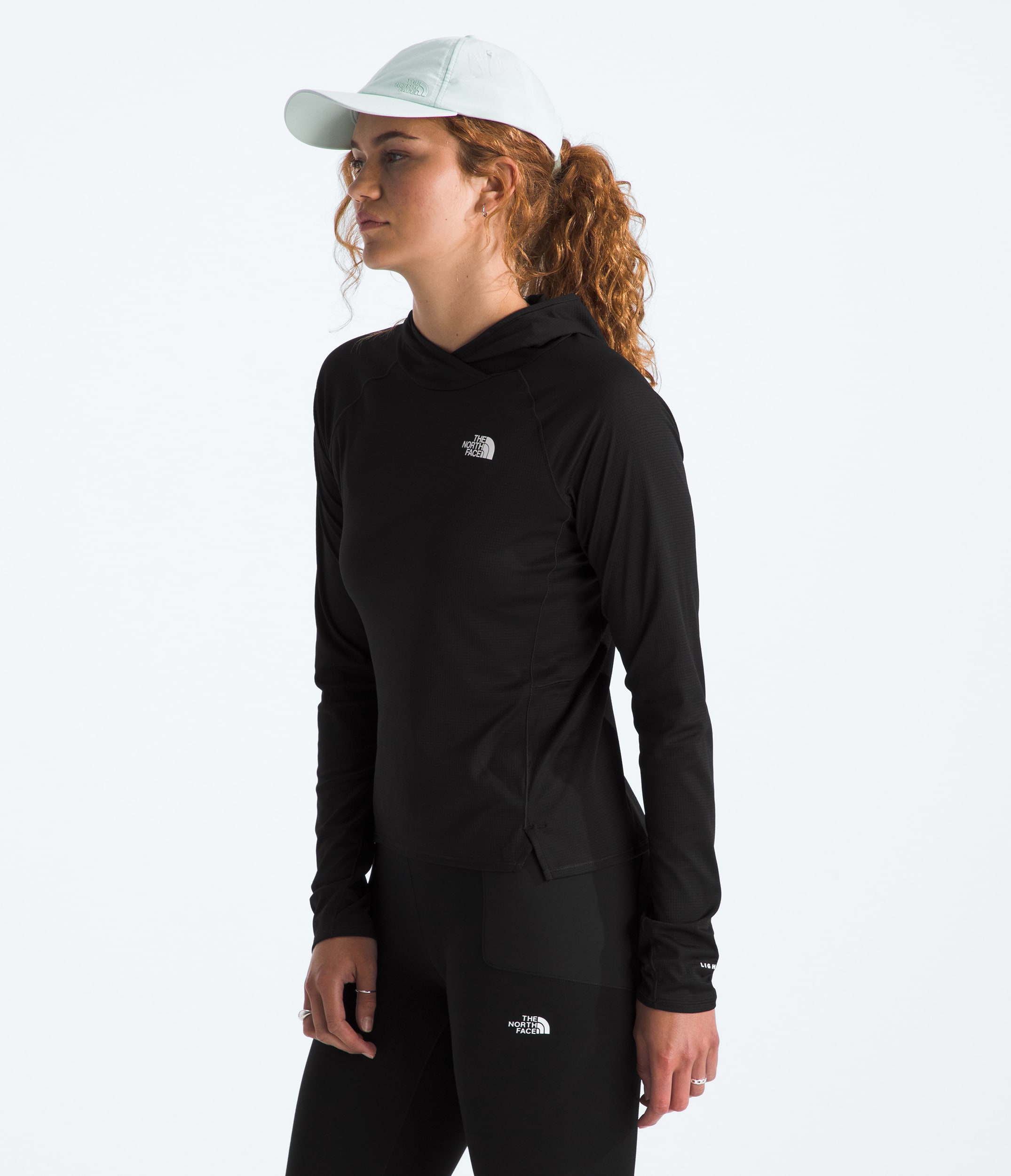 Womens Sunriser Hoodie TNF MODEL34