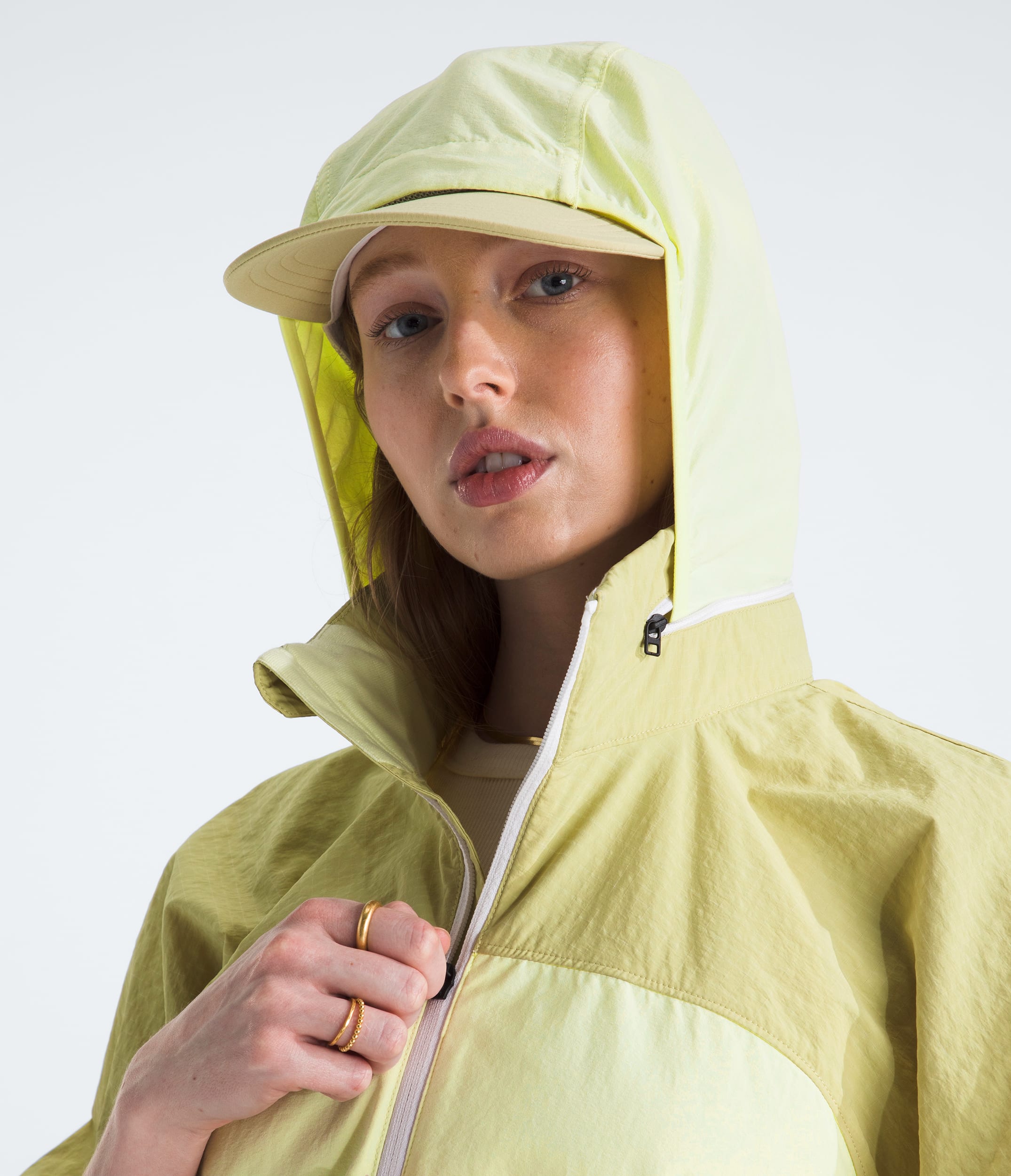 Womens Hike Utility Wind Jacket TNF MODELHOOD2