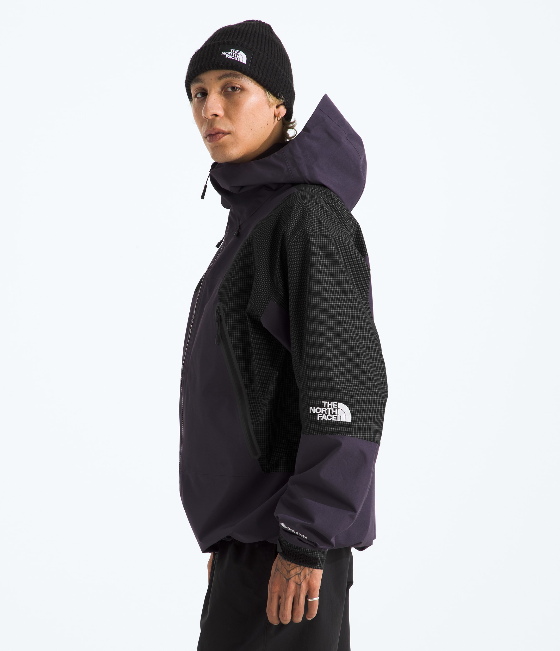 Unisex HKe Spectra GORETEX Mountain Light Jacket TNF MODEL34