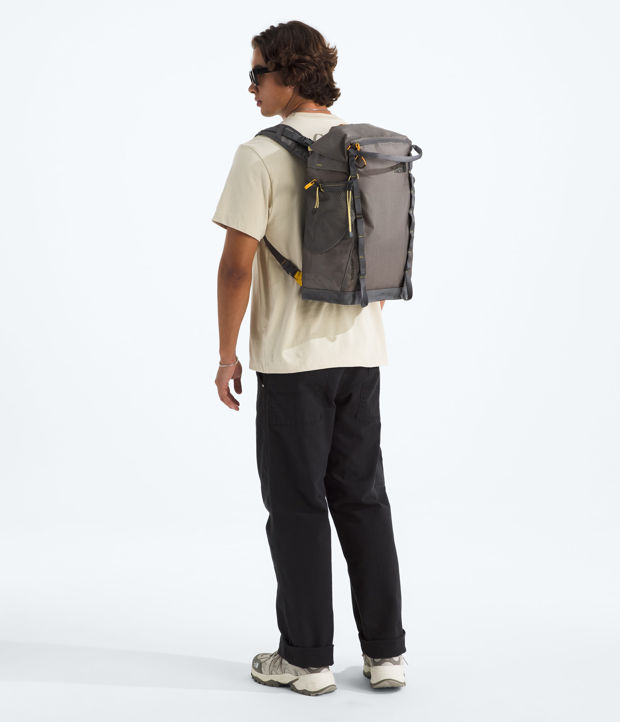 Universal Daypack TNF MODELBACK