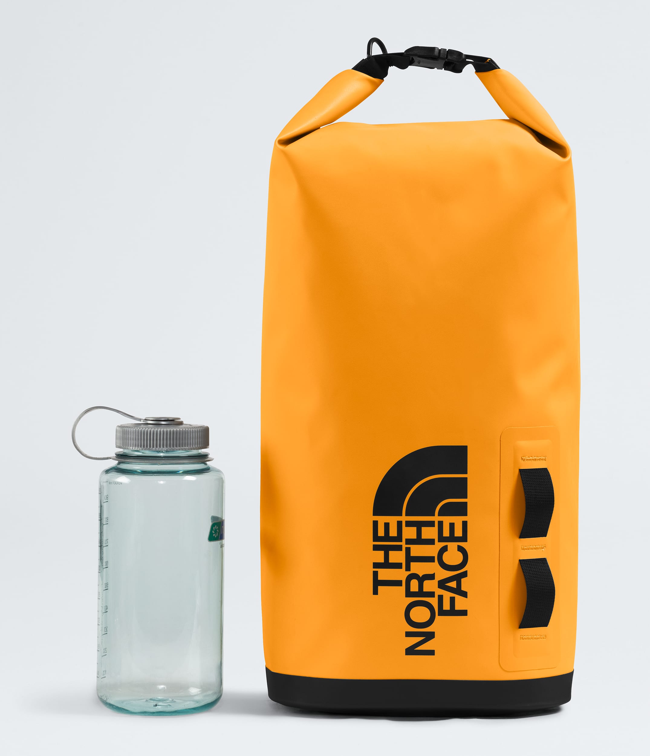 Base Camp Dry Bag 12L TNF ALT2