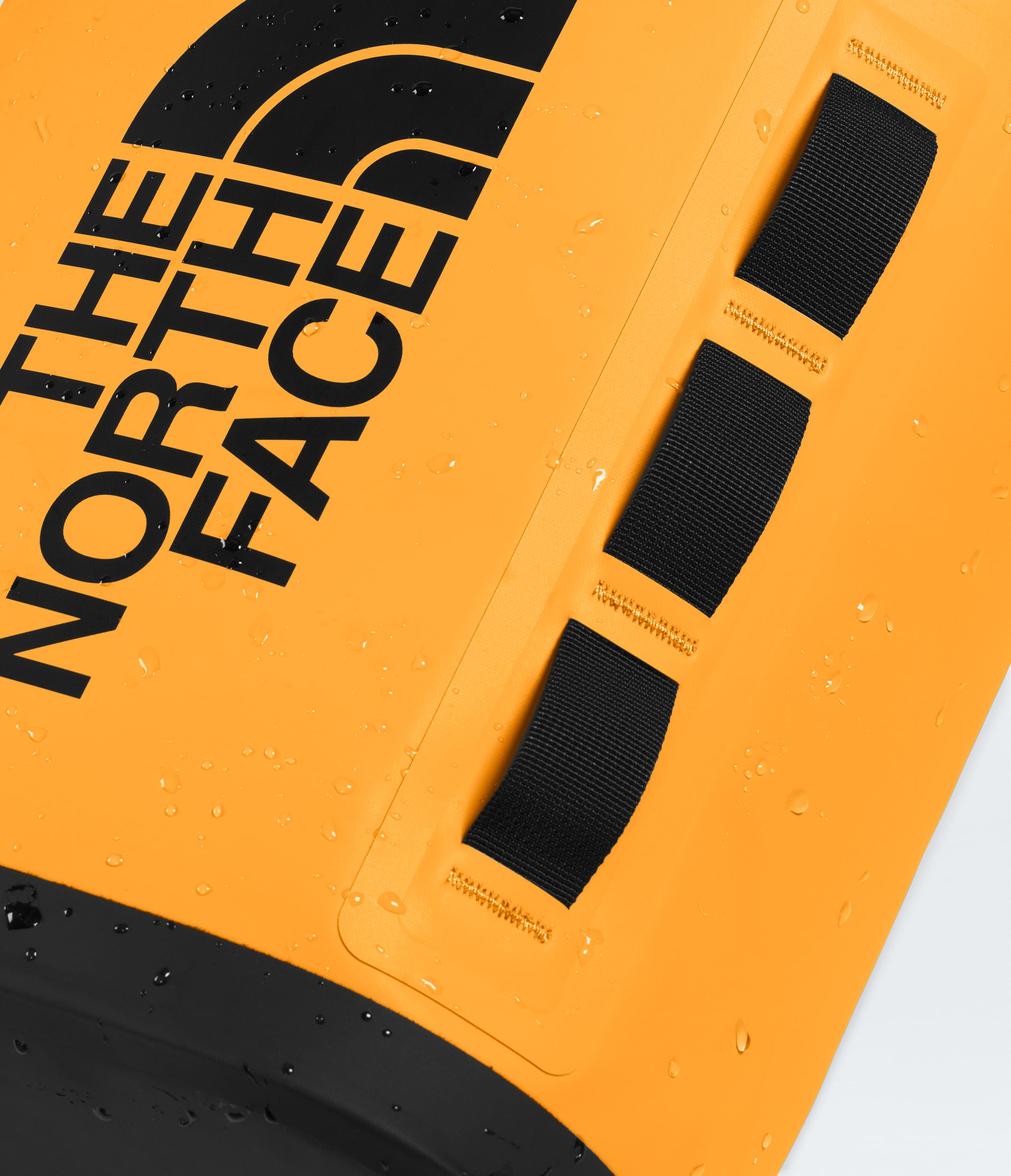 Base Camp Dry Bag 18L TNF ALT1