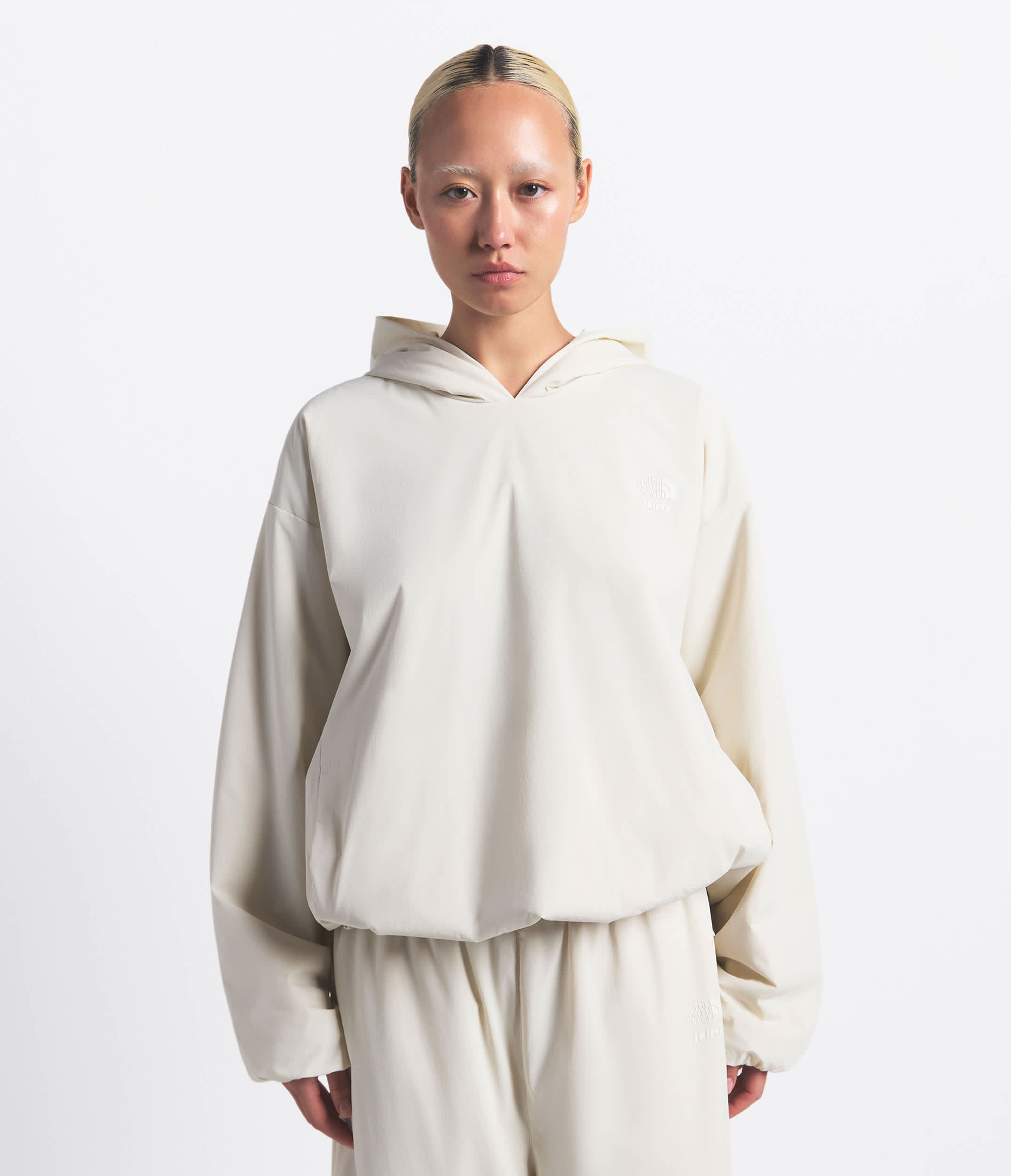 Chandail  capuchon VENTRIX pour femmes The North Face x SKIMS TNF Os Sk HERO