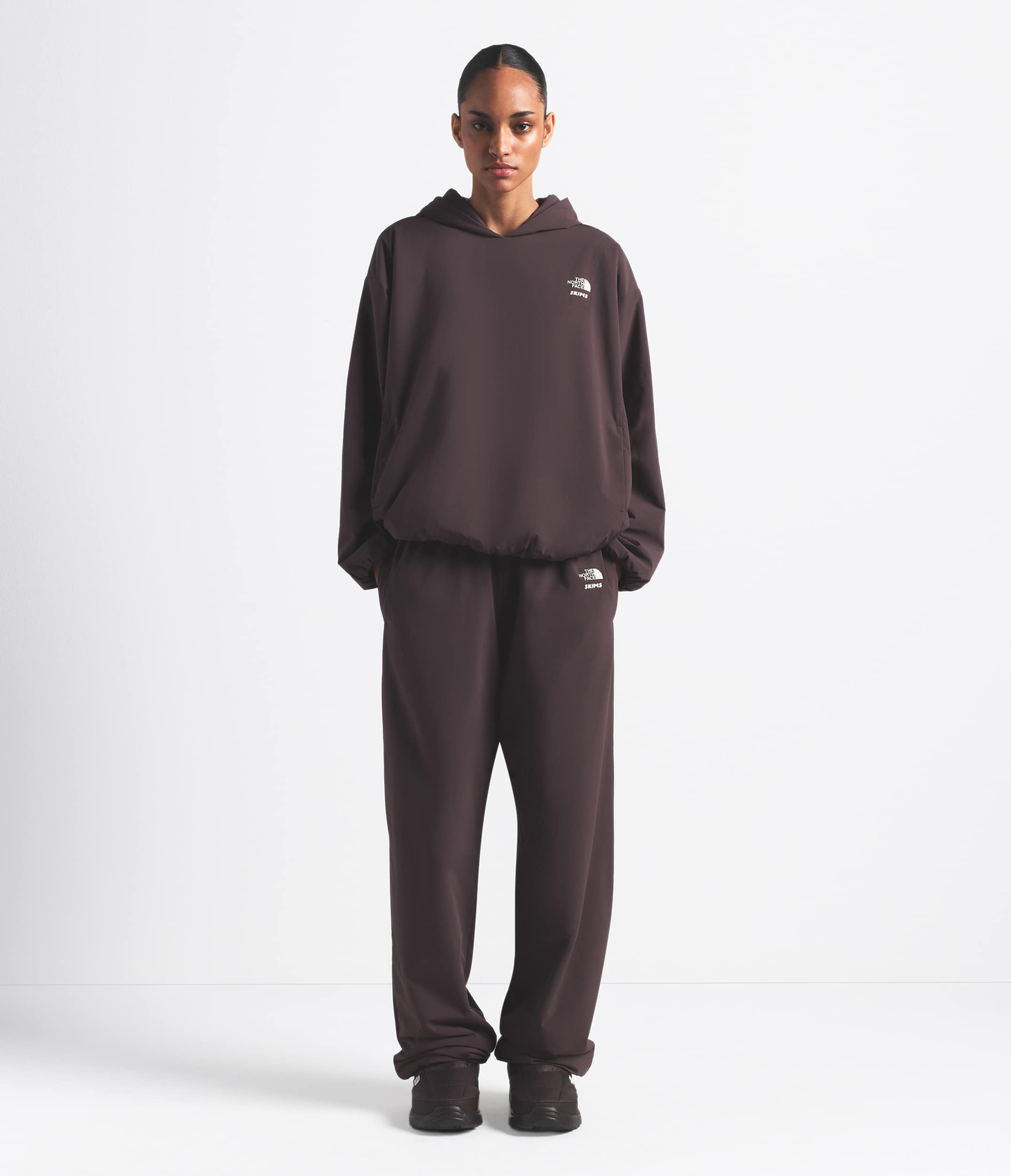 Chandail  capuchon VENTRIX pour femmes The North Face x SKIMS TNF Phnix Sk HERO