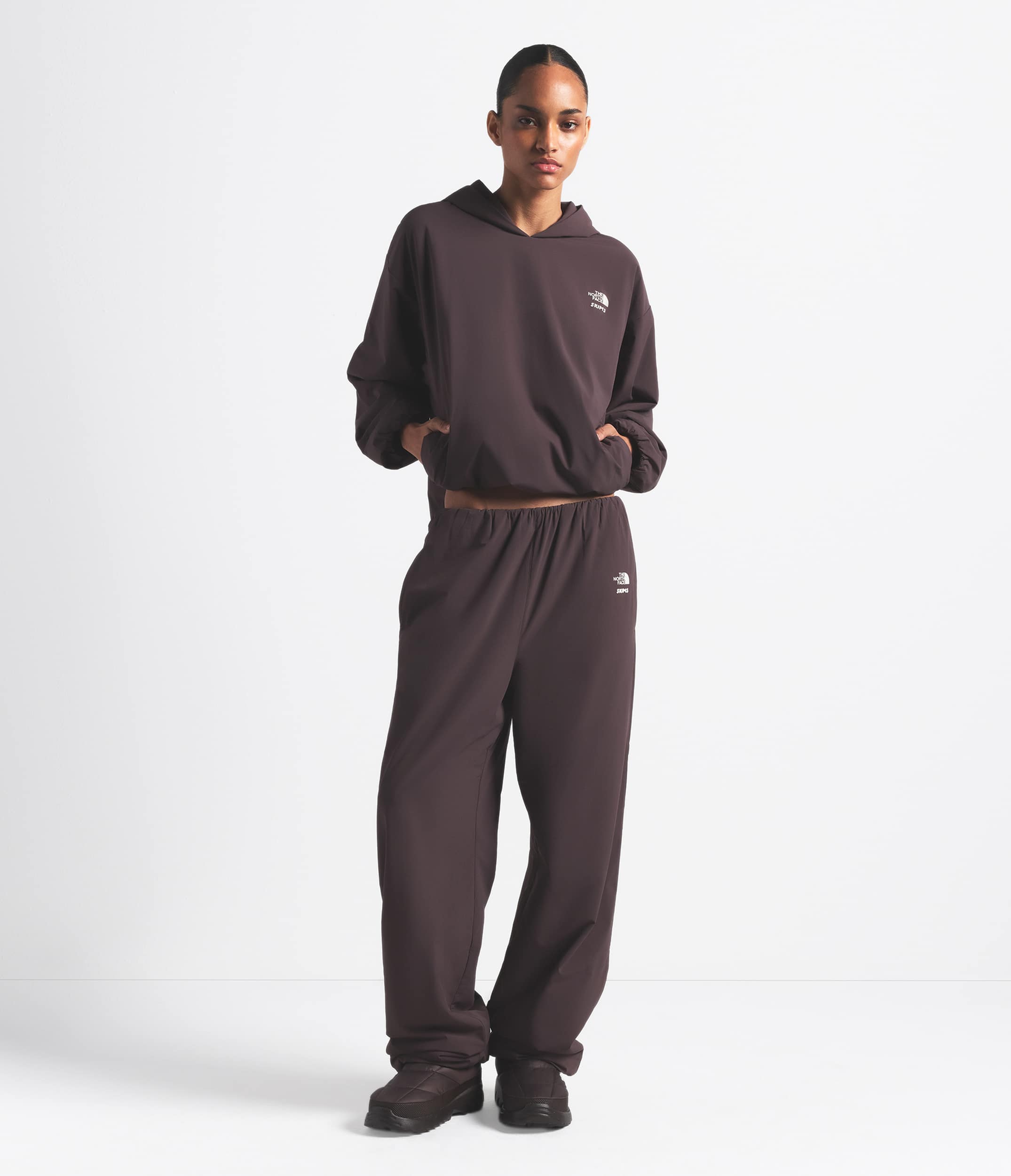 Pantalon VENTRIX pour femmes The North Face x SKIMS TNF Phnix Sk HERO