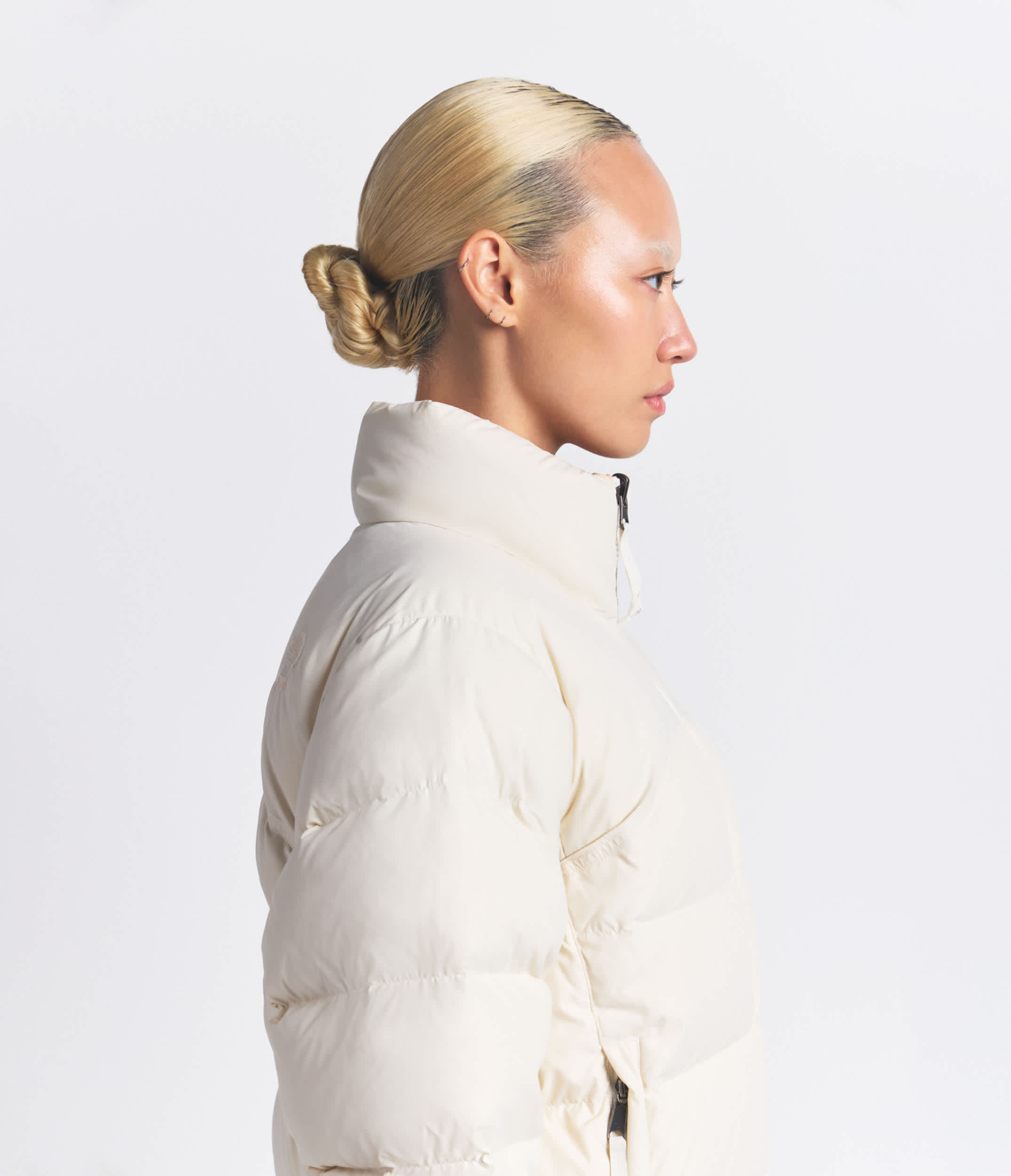 The North Face X SKIMS Womens 2000 Retro Nuptse Jacket TNF MODEL34