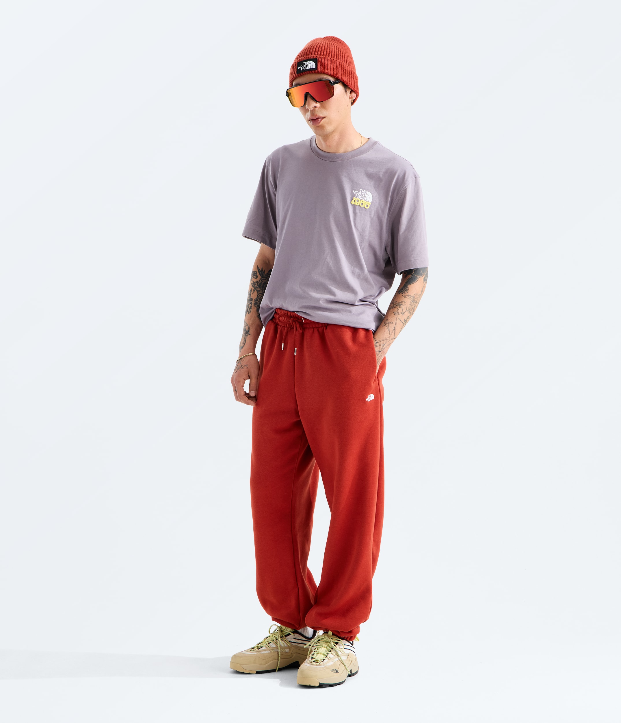 Mens TNF Essential Simple Dome Relaxed Pants TNF HERO2