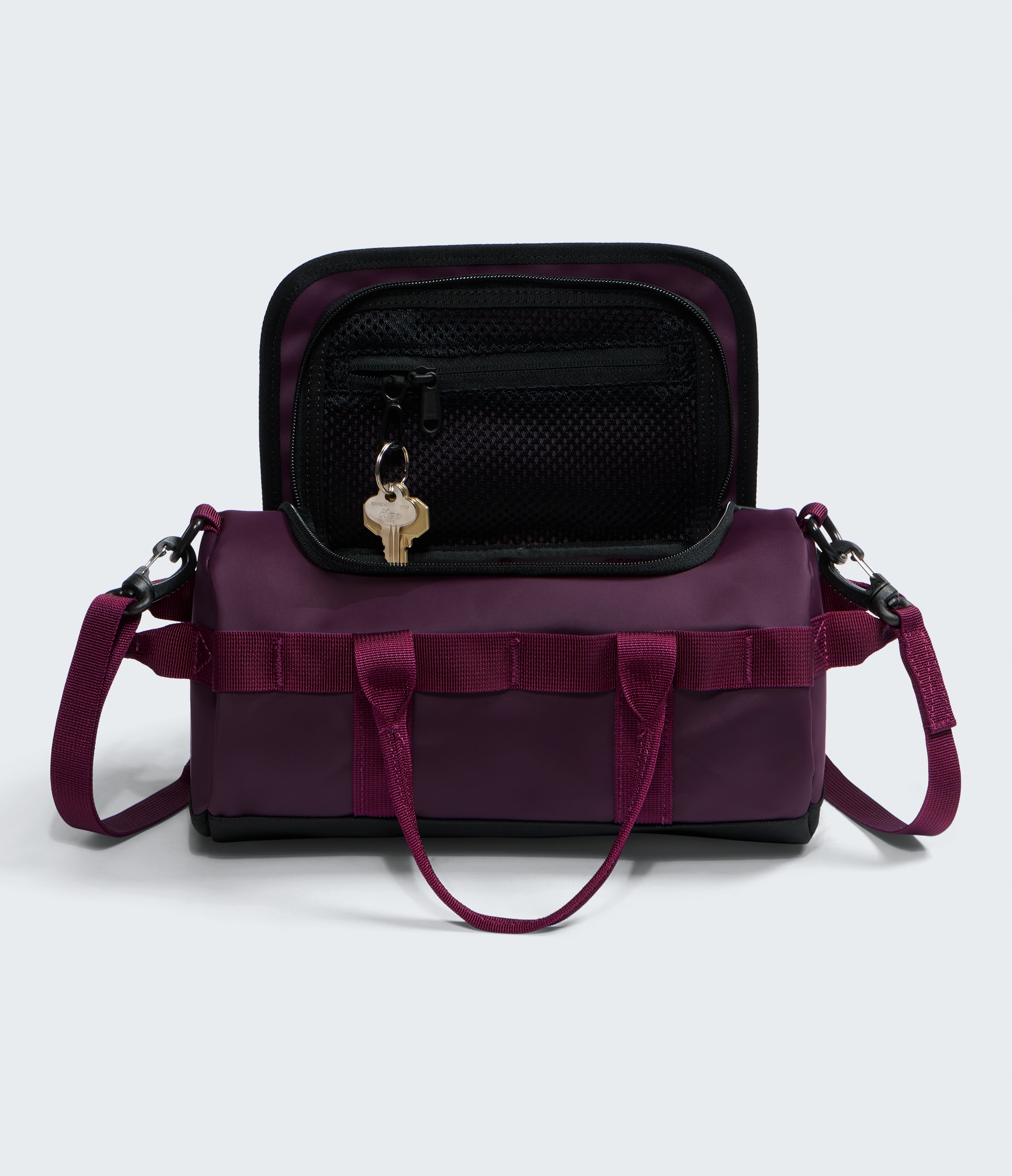 Base Camp Duffel Shoulder Bag TNF INT