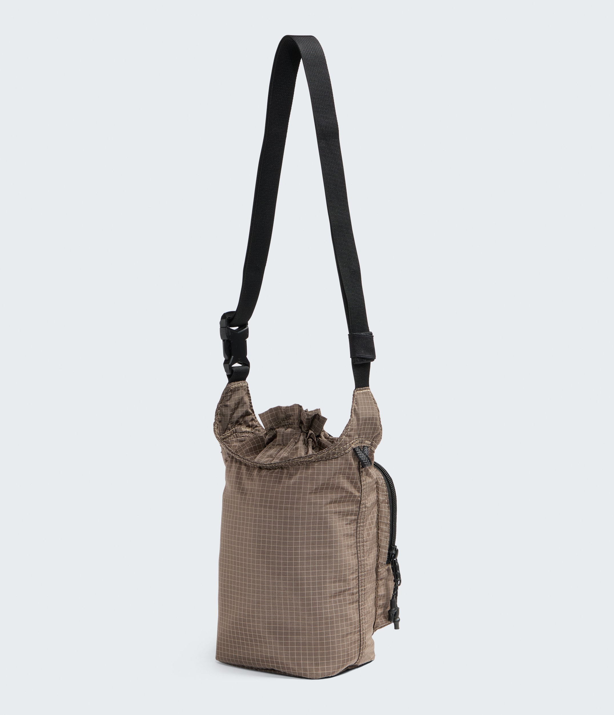 Never Stop Bucket Bag TNF BACK