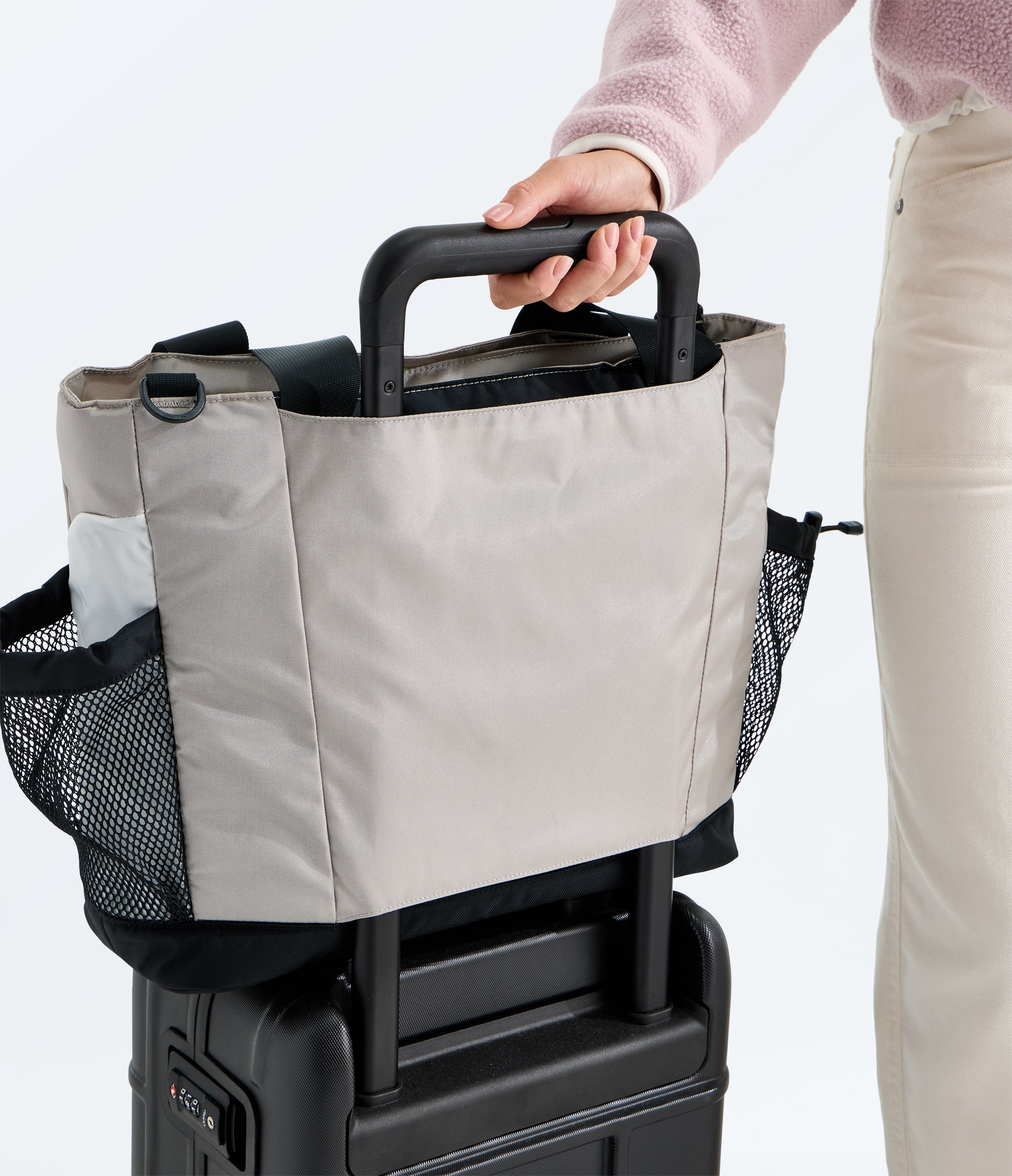 Hot Shot Tote TNF ALT2