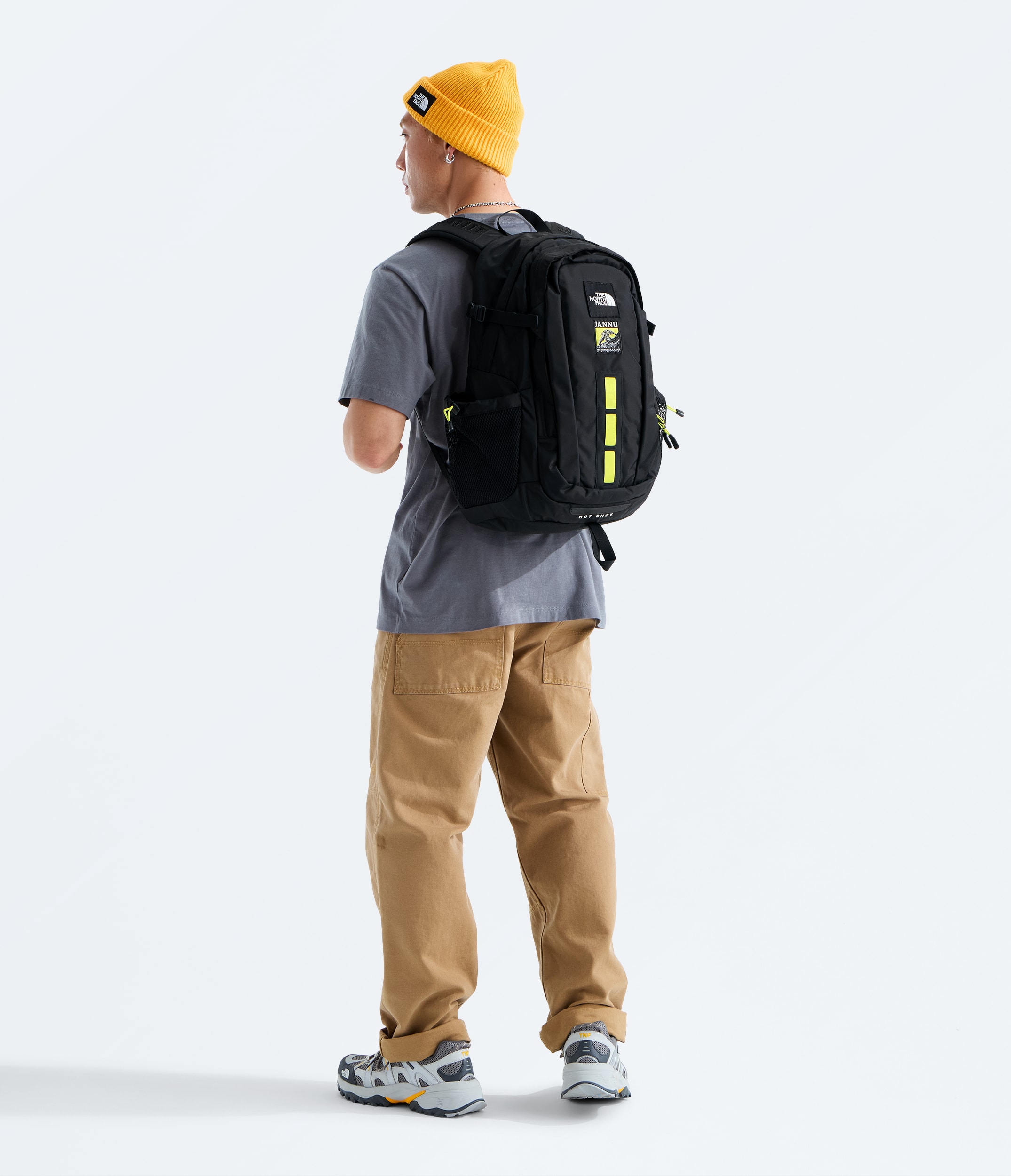 Hot Shot SE Patch Backpack  30L TNF MODELBACK