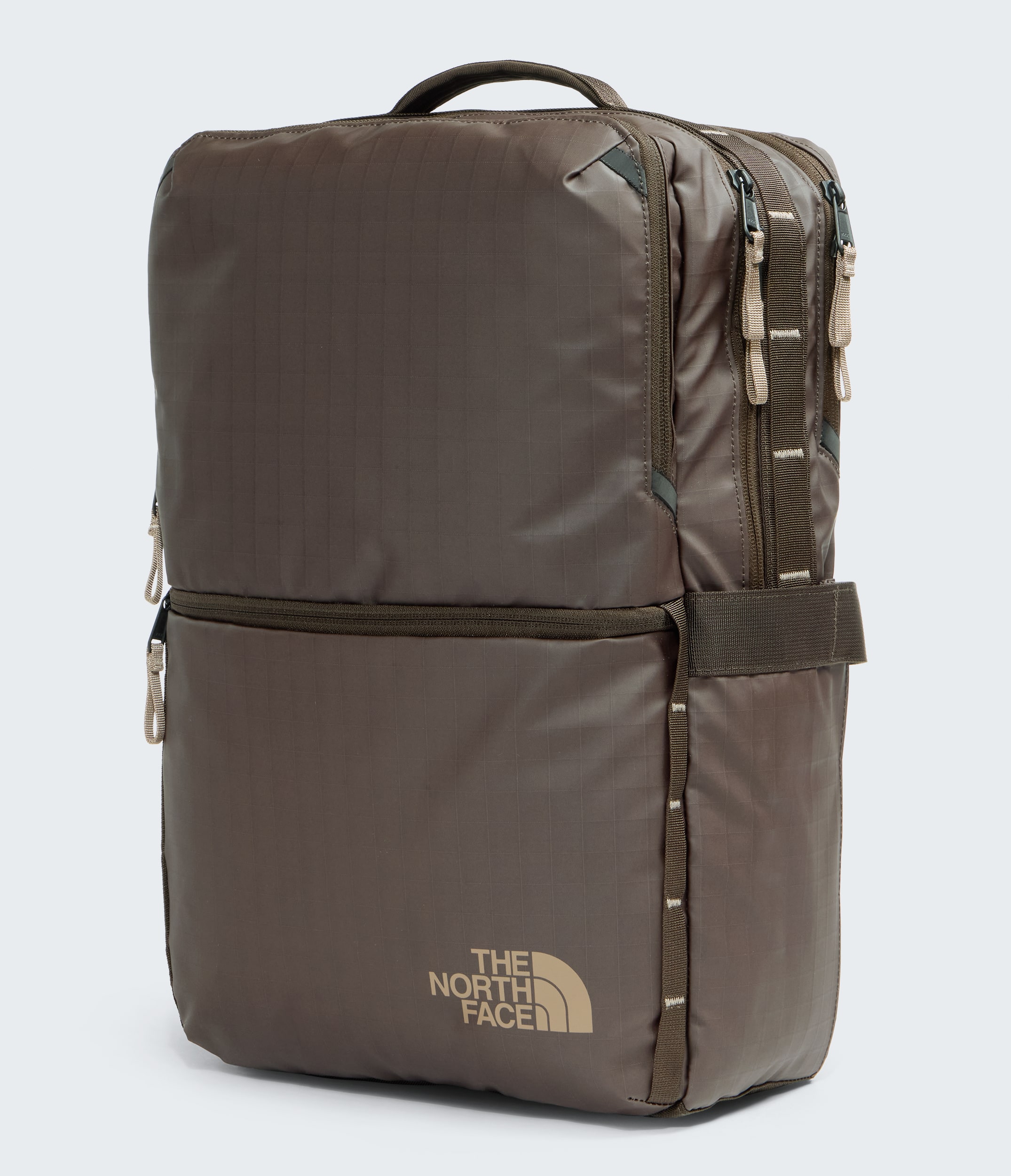 Base Camp™ Voyager Daypack - 26L | The North Face Canada
