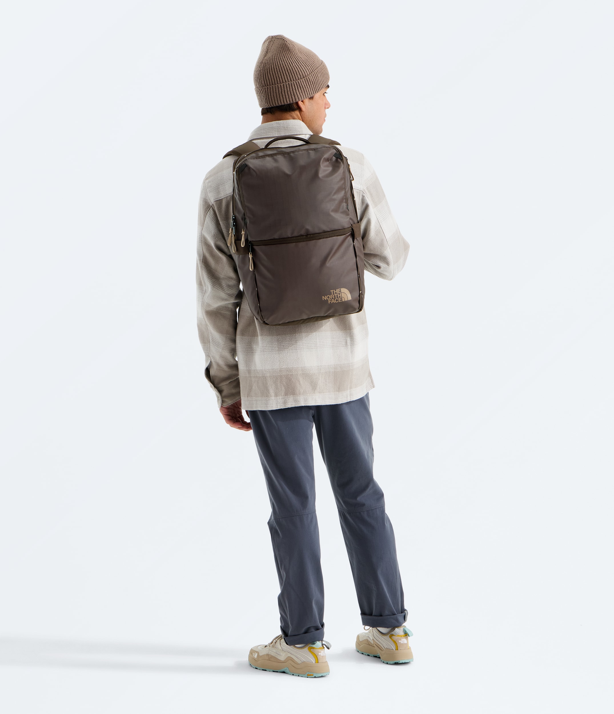 Base Camp™ Voyager Daypack - 26L | The North Face Canada