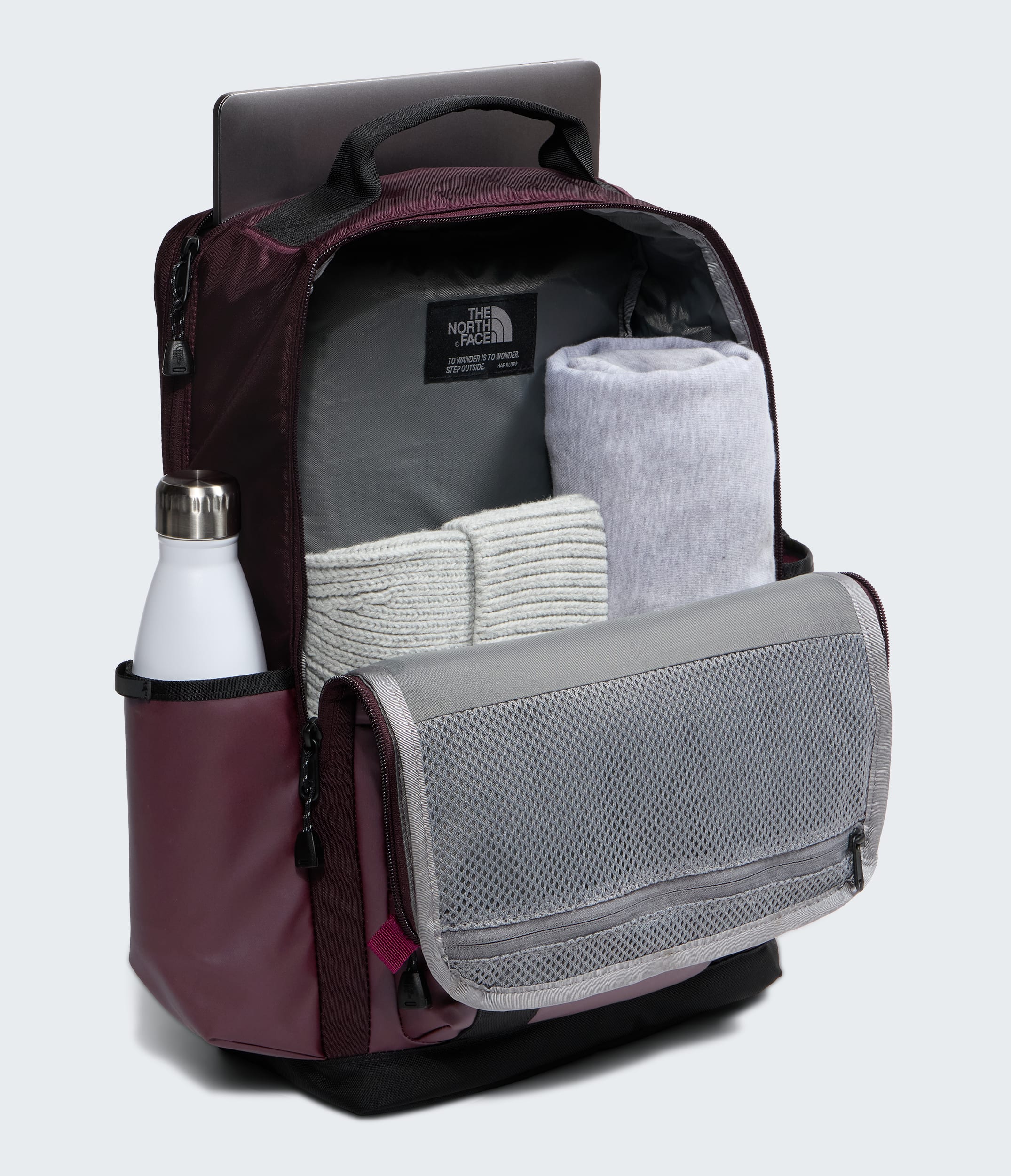 Base Camp Daypack TNF INT