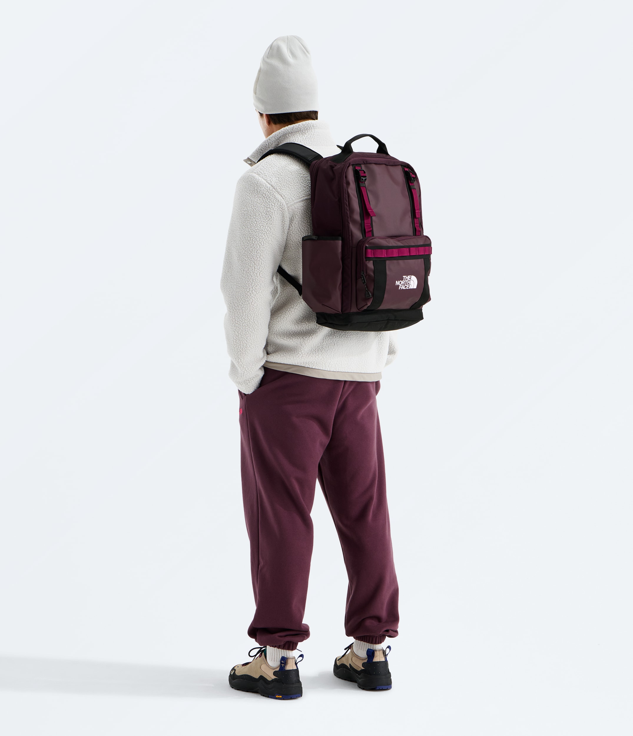 Base Camp Daypack TNF MODELBACK