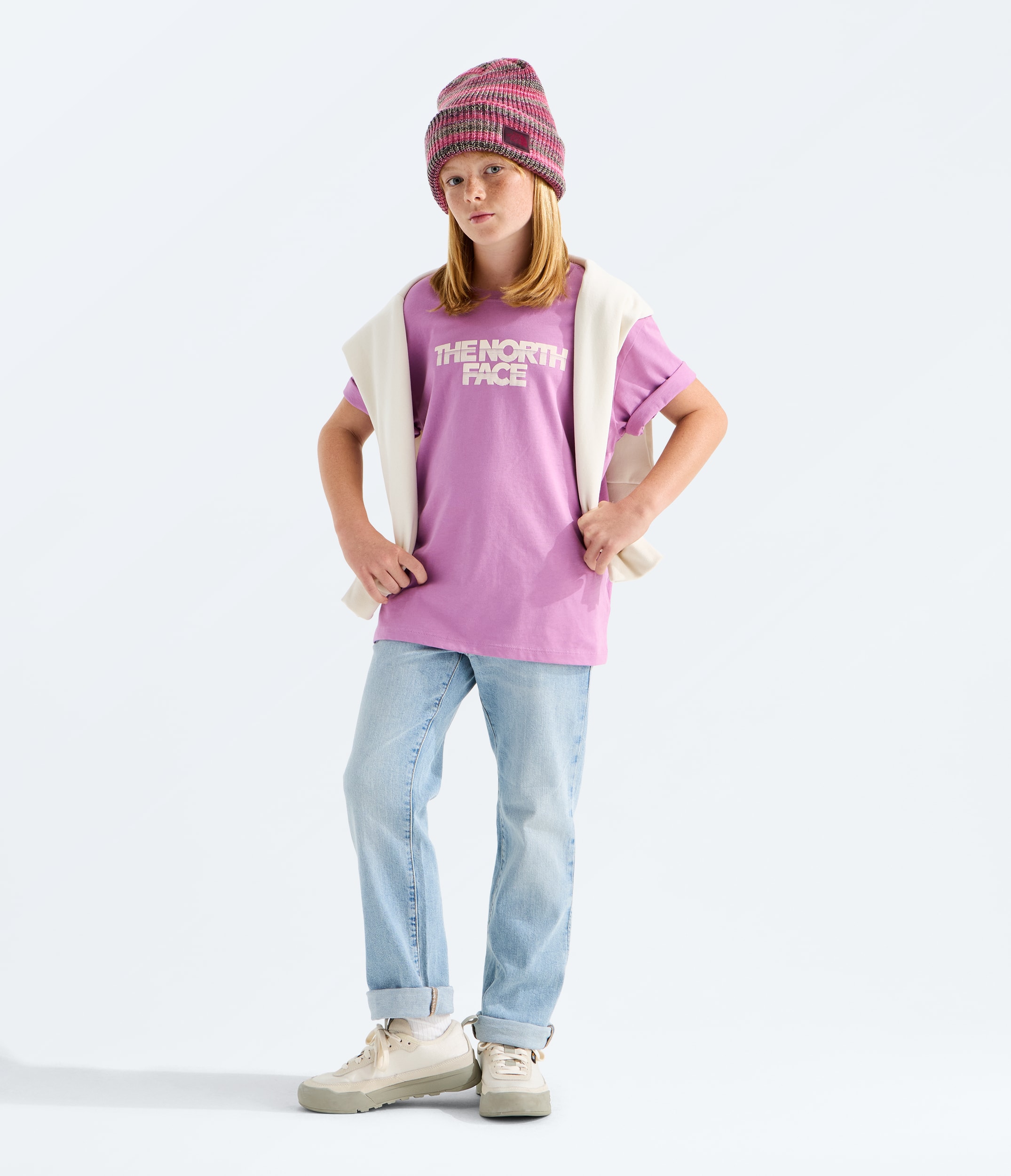 Girls Chalbi Relaxed ShortSleeve TeeGraphic TNF HERO2