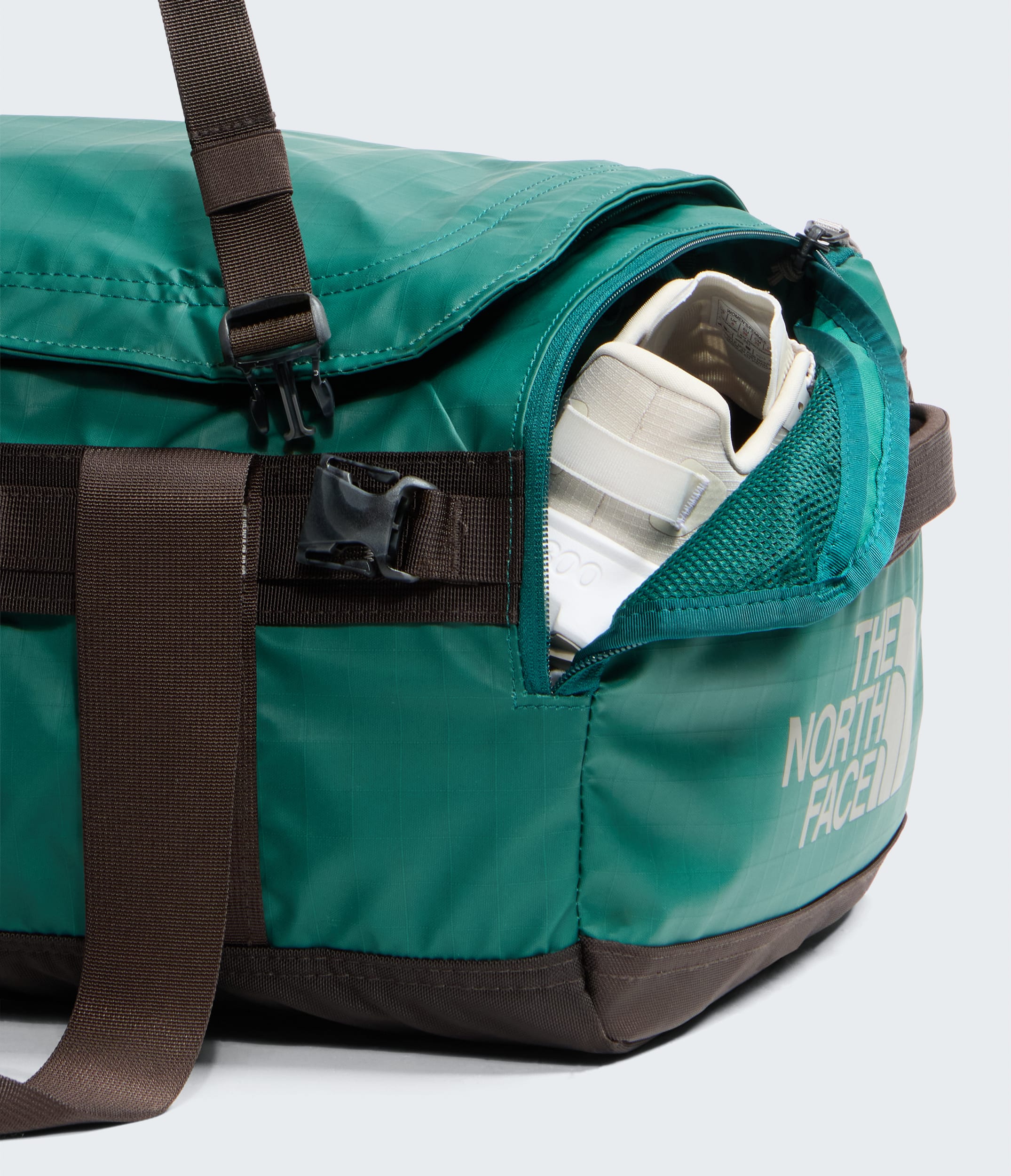 Base Camp Voyager Duffel42L TNF ALT1