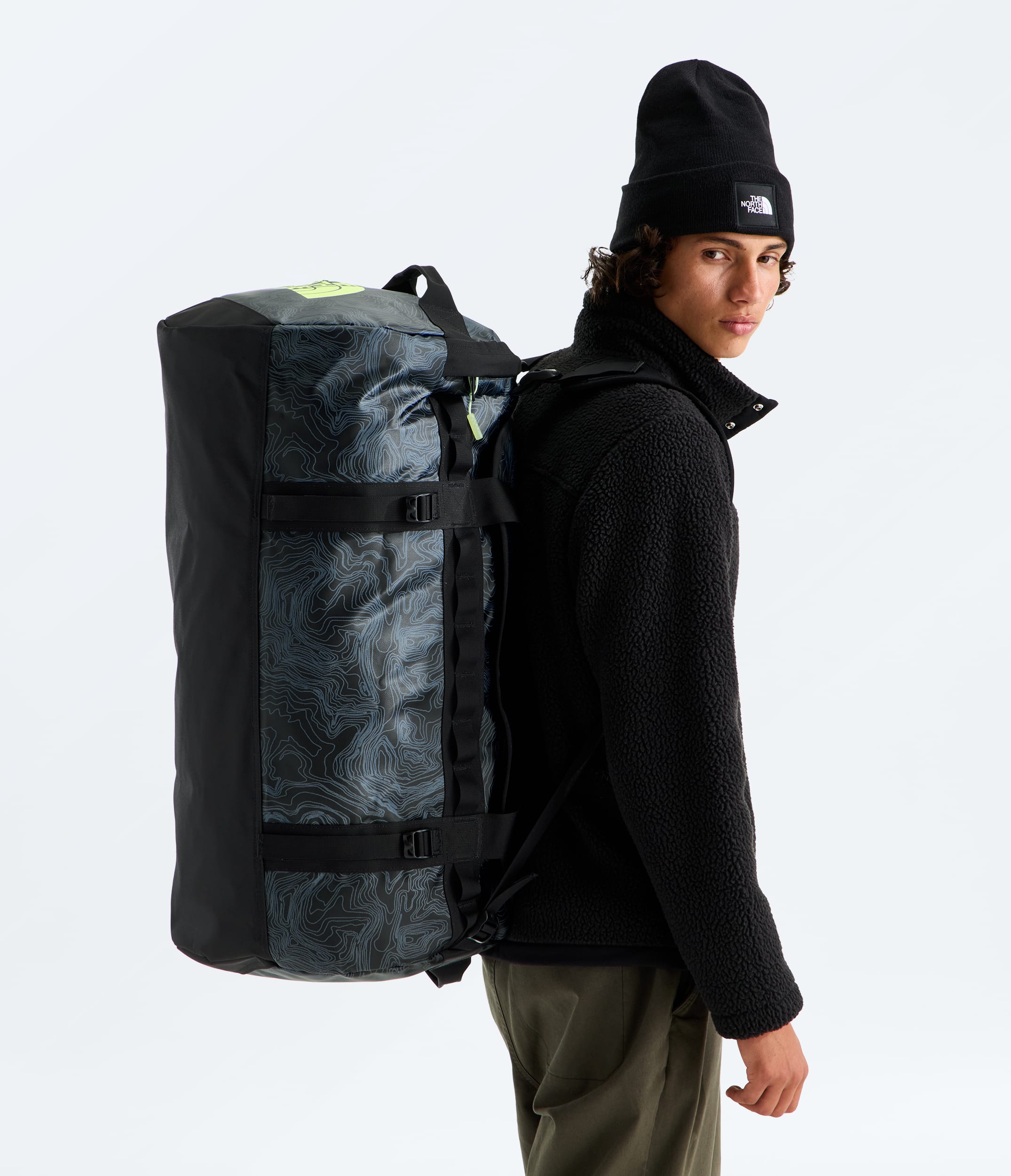 Base Camp DuffelL TNF MODELBACK
