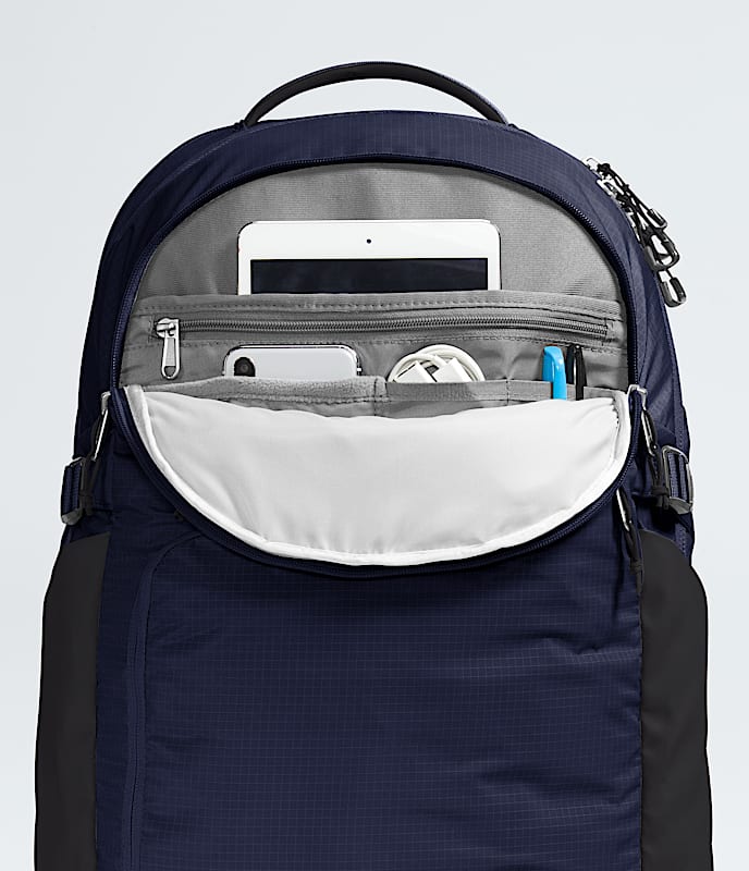 Router Backpack  40L TNF DETAIL1