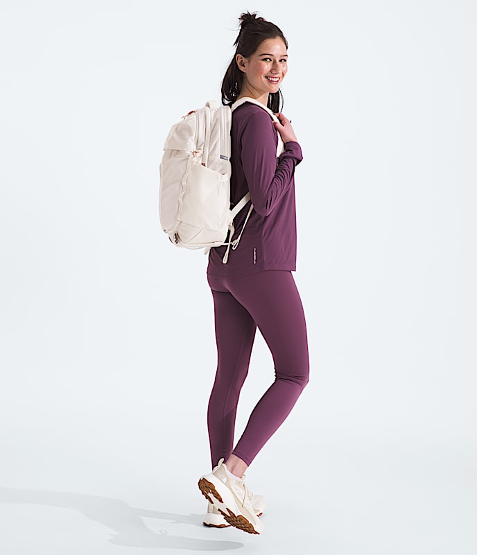 Womens Surge Luxe Backpack  31L TNF MODELBACK