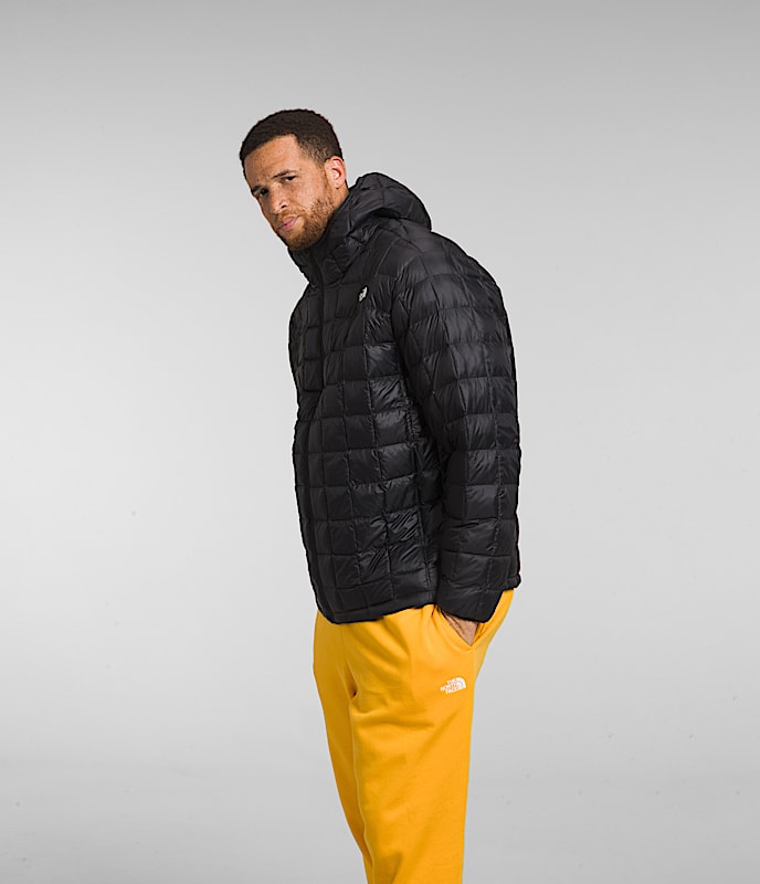 Mens Big ThermoBall Hoodie 20 TNF MODEL34