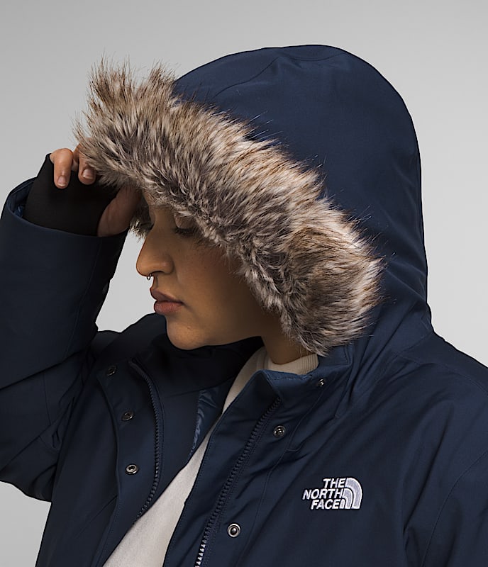 Womens Plus Arctic Parka TNF MODELHOOD2