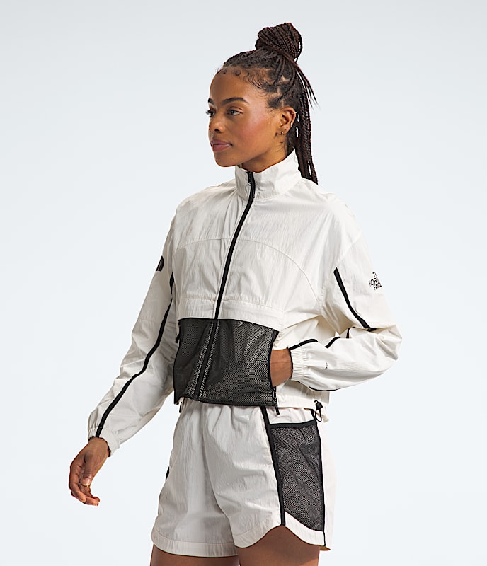 Womens 2000 Mountain Light Wind Jacket TNF MODEL34
