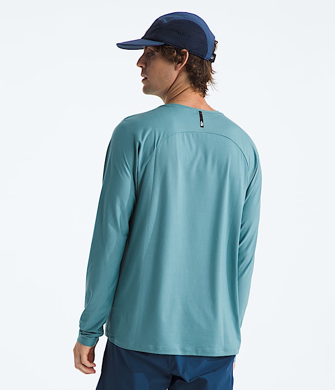 Mens Dune Sky LongSleeve Crew TNF BACK