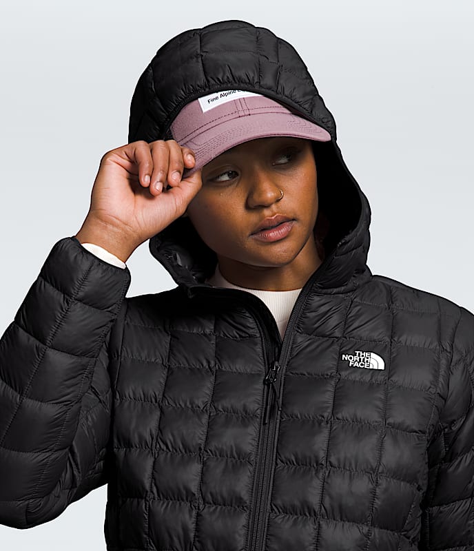 Parka ThermoBall Eco pour femmes TNF MODELHOOD2