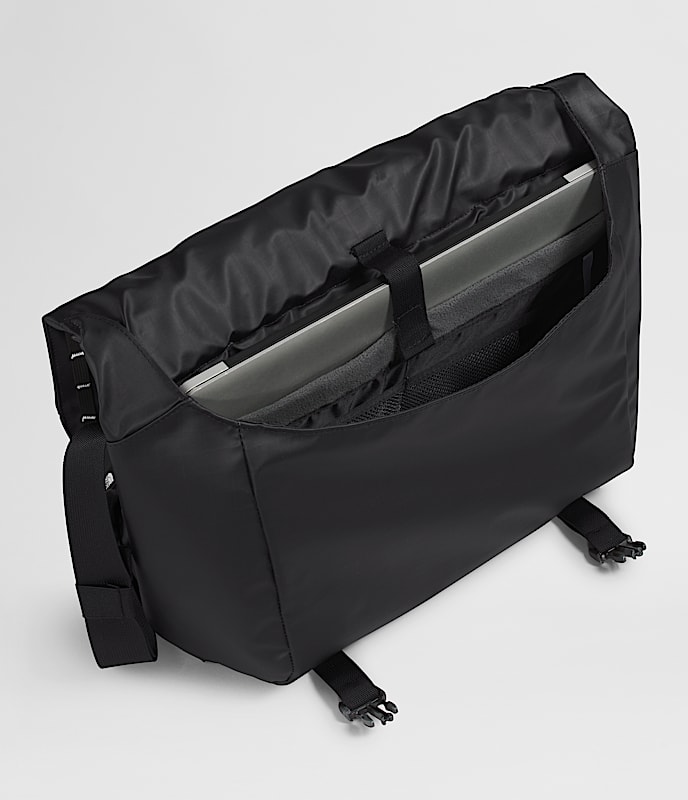 Base Camp Voyager Messenger Bag | The North Face