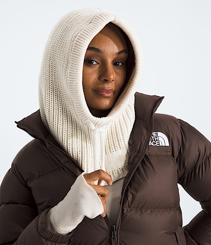 Aprs Knit Hood TNF MODELBACK
