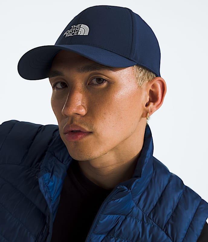 66 FLASHDRY Hat TNF MODELBACK