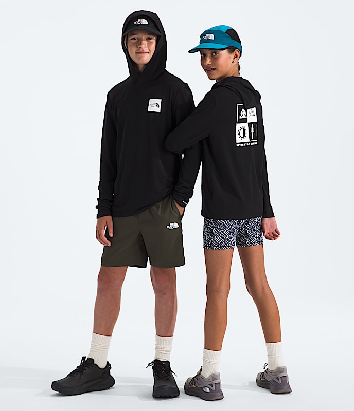 Boys  Girls Adventure LongSleeve HoodieGraphic TNF Main