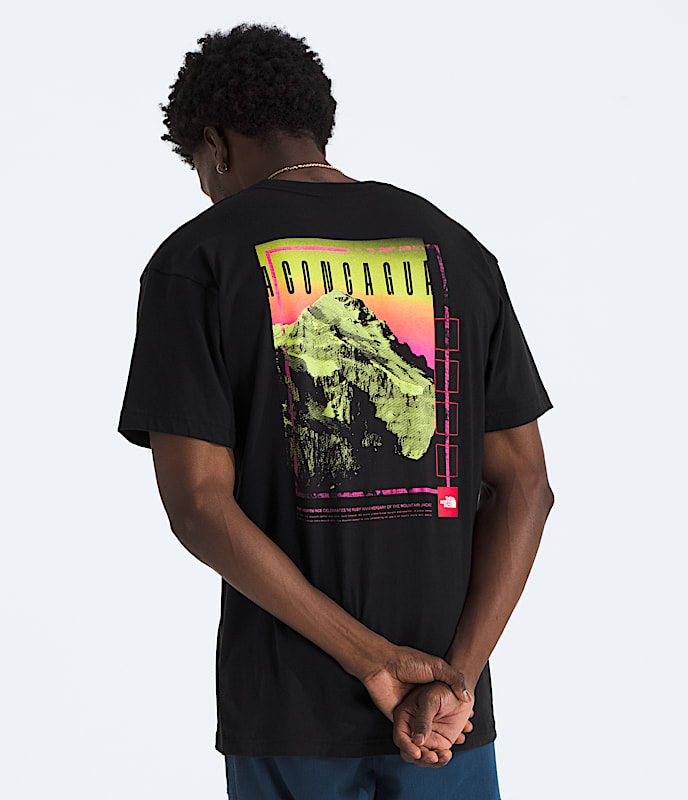 Mens ShortSleeve TNF Red Box Aconcagua Heavyweight Tee TNF HERO