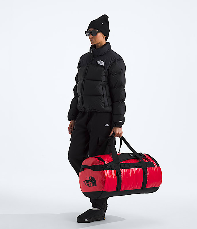 Base Camp DuffelM TNF TNF RedTNF Black MODELBACK