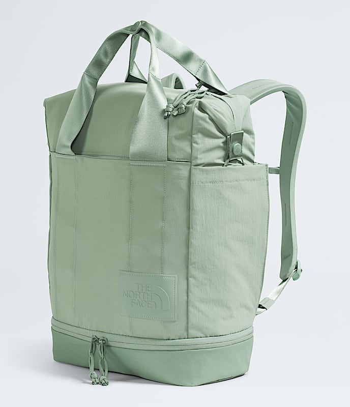 Womens Never Stop Utility Pack TNF FRONT34