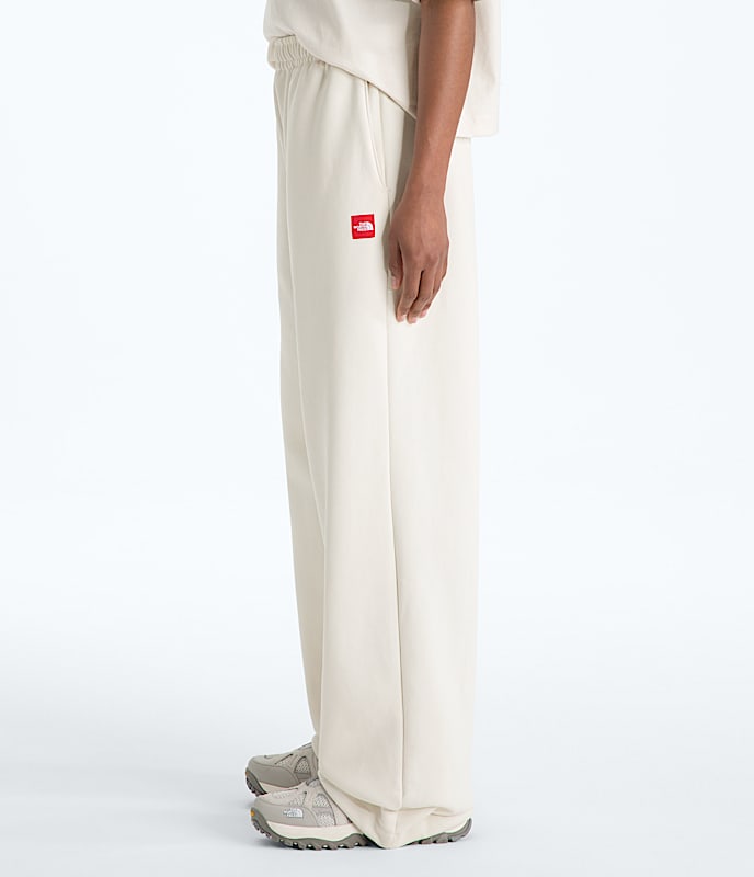 Womens TNF Red Box Sweatpants TNF White Dune MODEL34