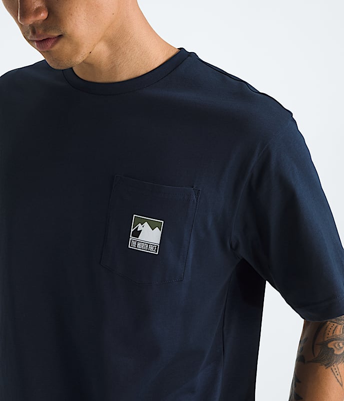 Mens Mountain Logo Relaxed Pocket Tee TNF HERO2