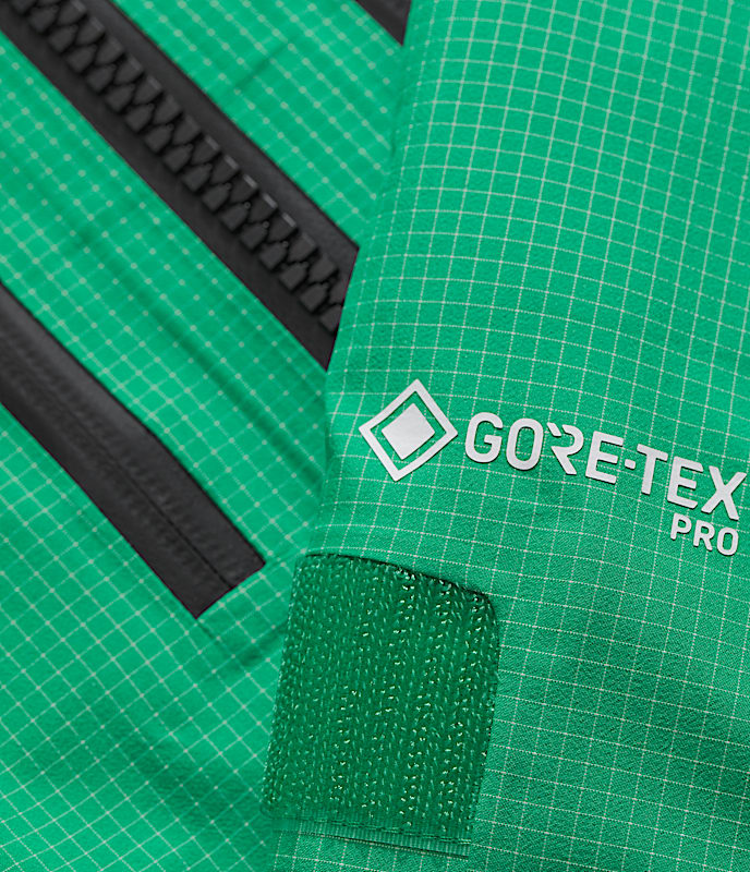 Womens Summit Series Tsirku GORETEX Pro Jacket TNF DETAIL3