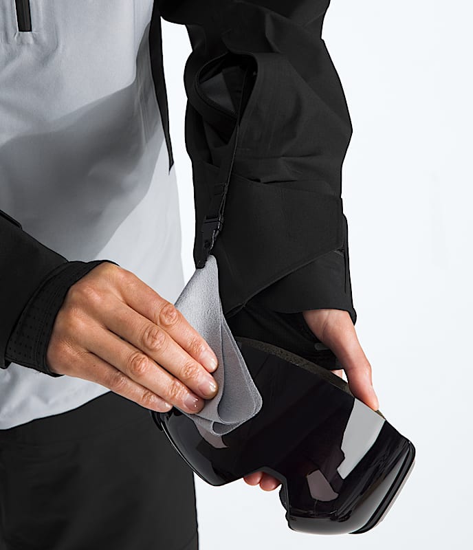 Womens Summit Series Eastwall GORETEX Jacket TNF ALT1