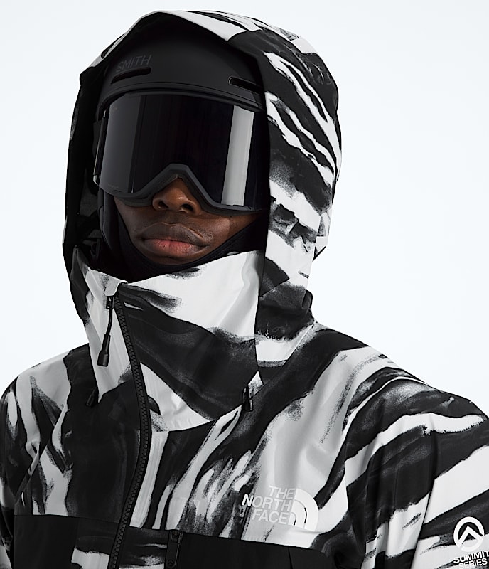 Mens Summit Series Verbier GORETEX JacketPrint TNF MODELHOOD2