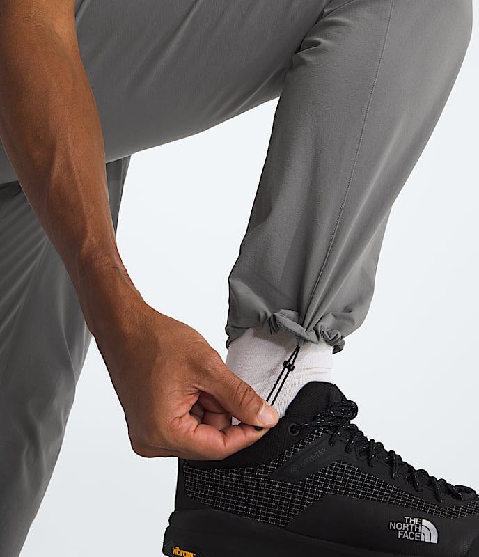 Mens Summit Series Off Width Pants TNF MODELALT1