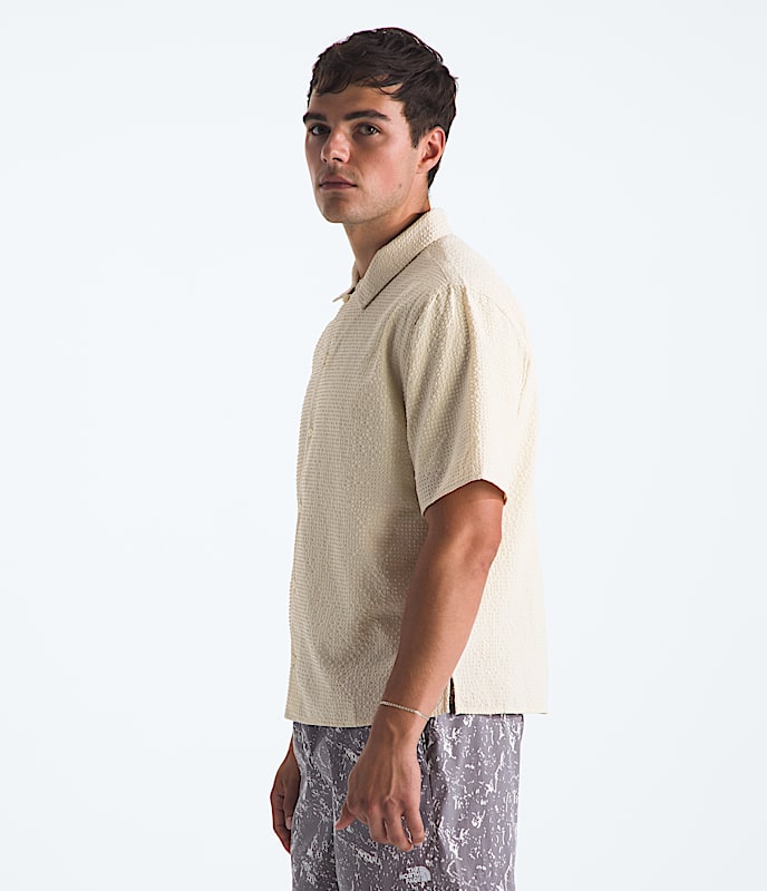Mens Pacific City Button Down TNF MODEL34