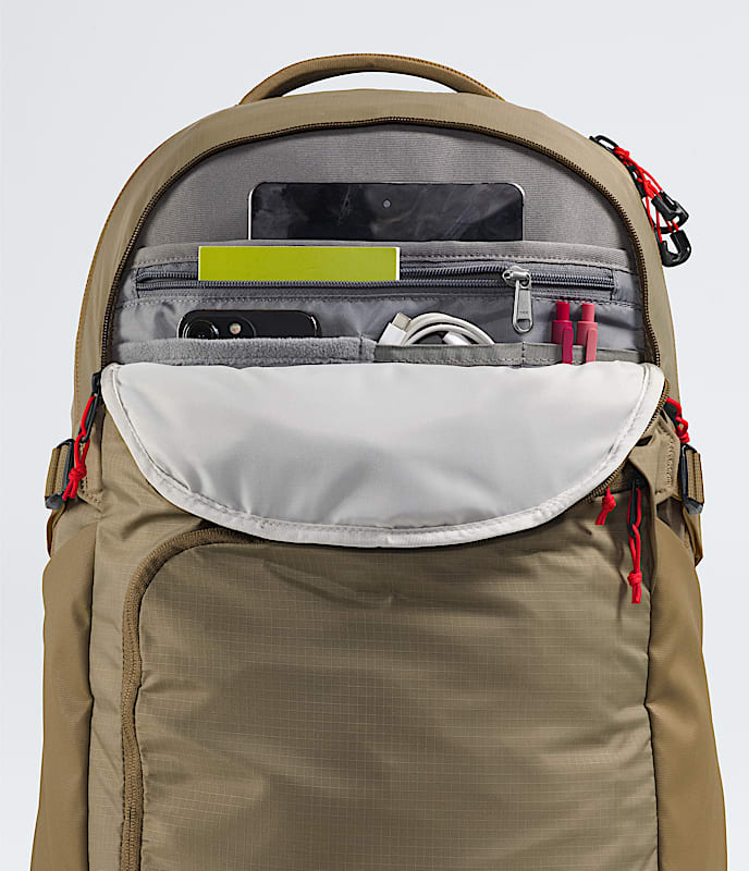 Router Backpack  40L TNF DETAIL1