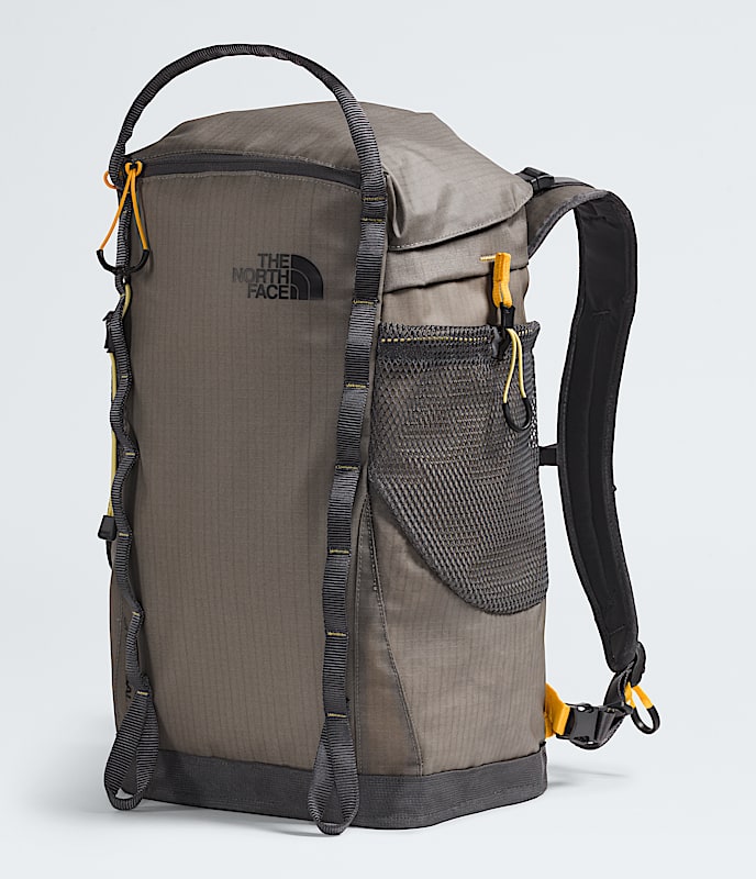 Universal Daypack TNF FRONT34
