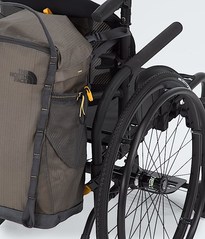 Universal Daypack  20L TNF MODELALT1